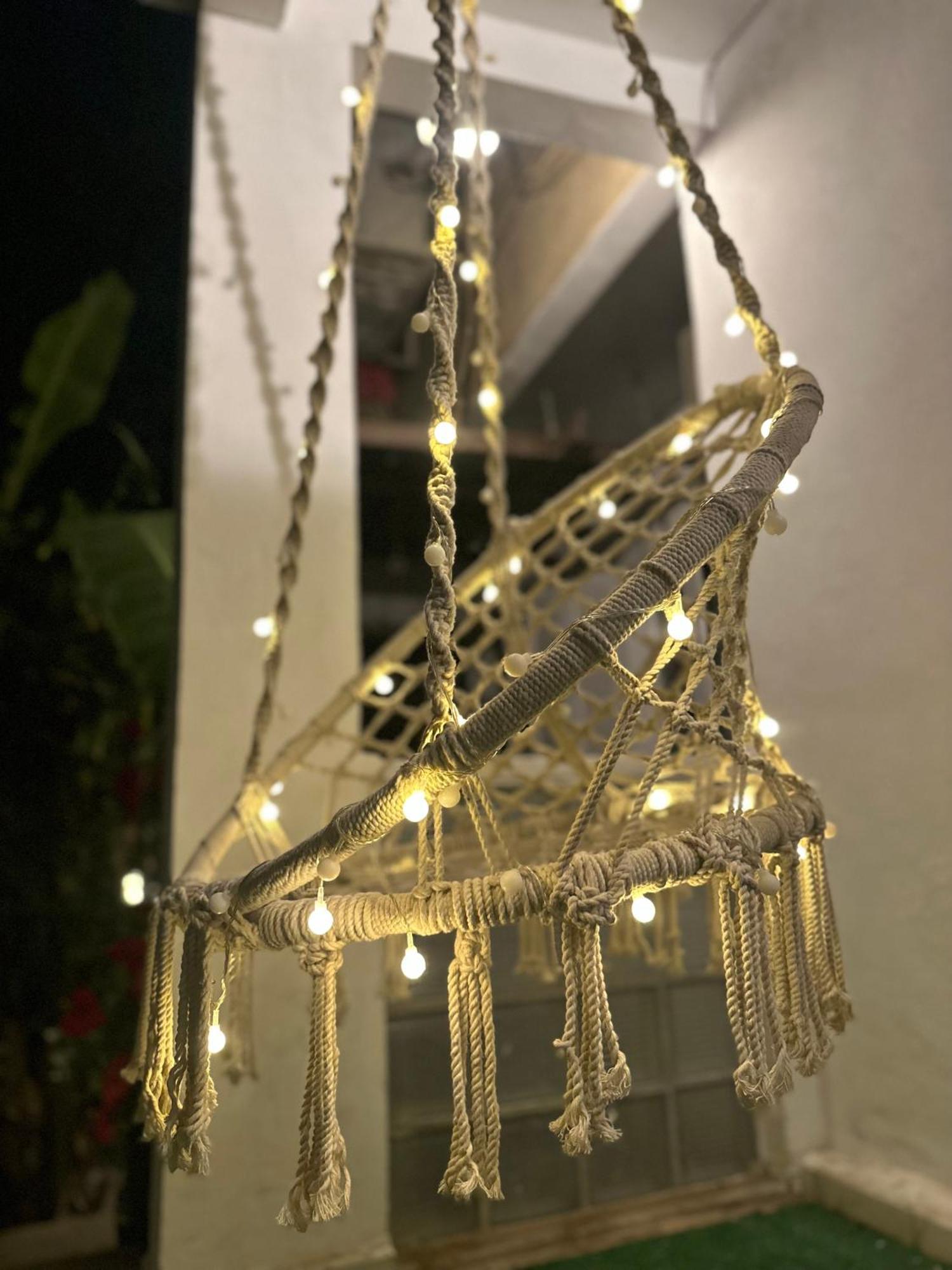 Modern 1-Bedroom Apartment In Zamalek Visits Allowed カイロ エクステリア 写真