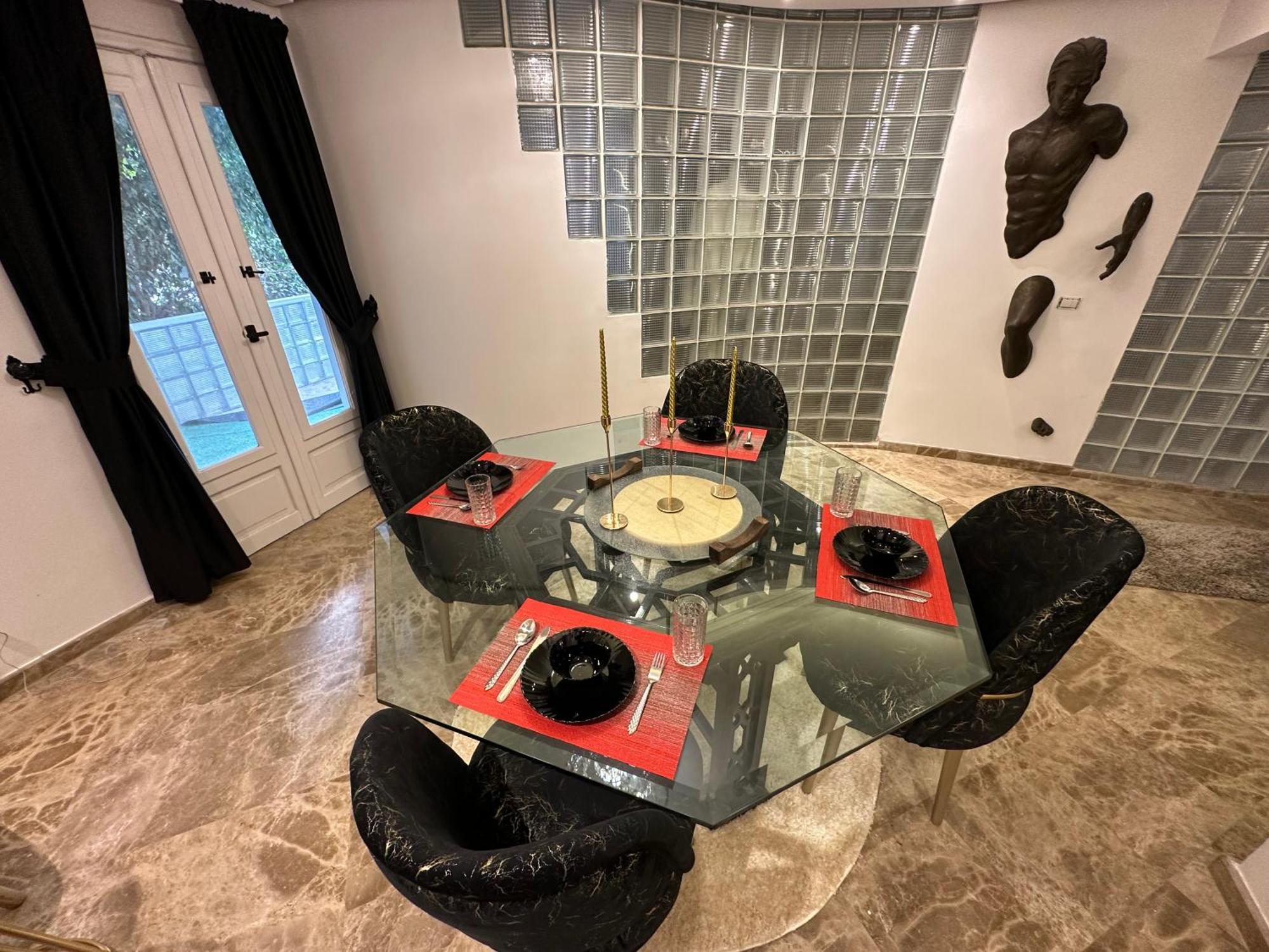 Modern 1-Bedroom Apartment In Zamalek Visits Allowed カイロ エクステリア 写真